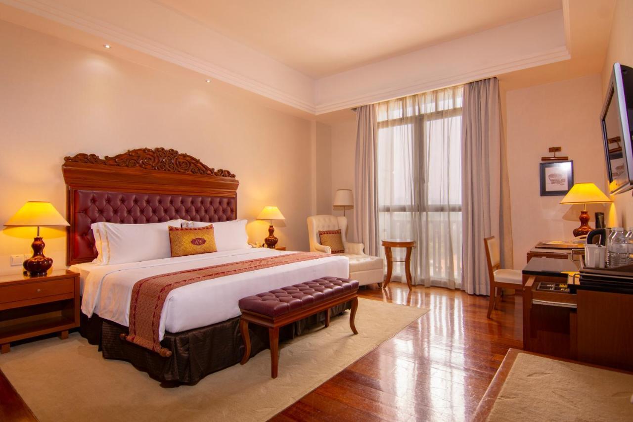 Готель Royale Chulan Куала-Лумпур Екстер'єр фото Deluxe Room